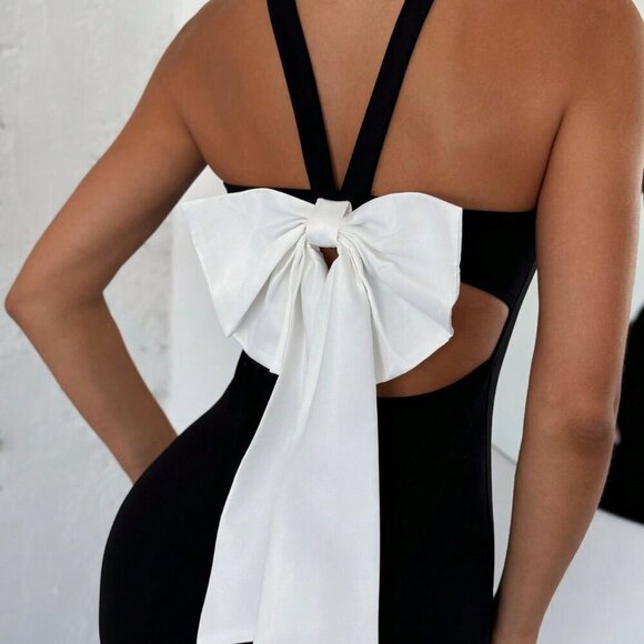 Black And White Elegant Women's Romantic Backless Contrast Bow Tie Dress - Picture 3 of 6